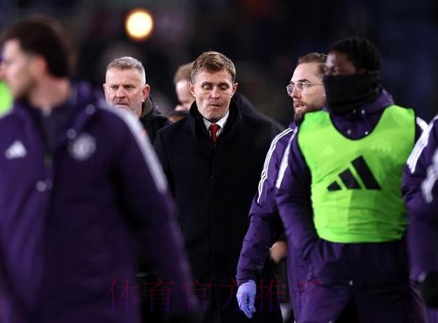 曼联2-2倒数第2！3连平跌英超第7 新帅无缘开门红 8500万新援双响